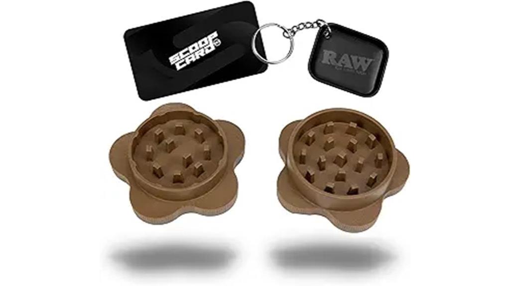 spice mill with keychain