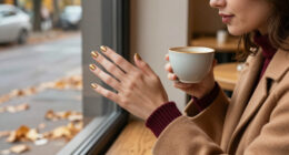 Taylor Swift Just Made ‘Gold Fairy Dust’ Nails Fall’s Dreamiest Manicure